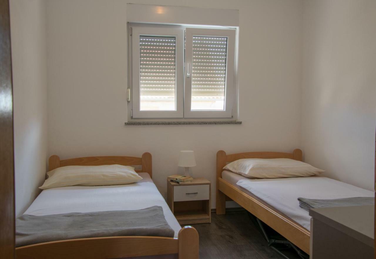 Apartman Lavanda Maslenica Exteriör bild